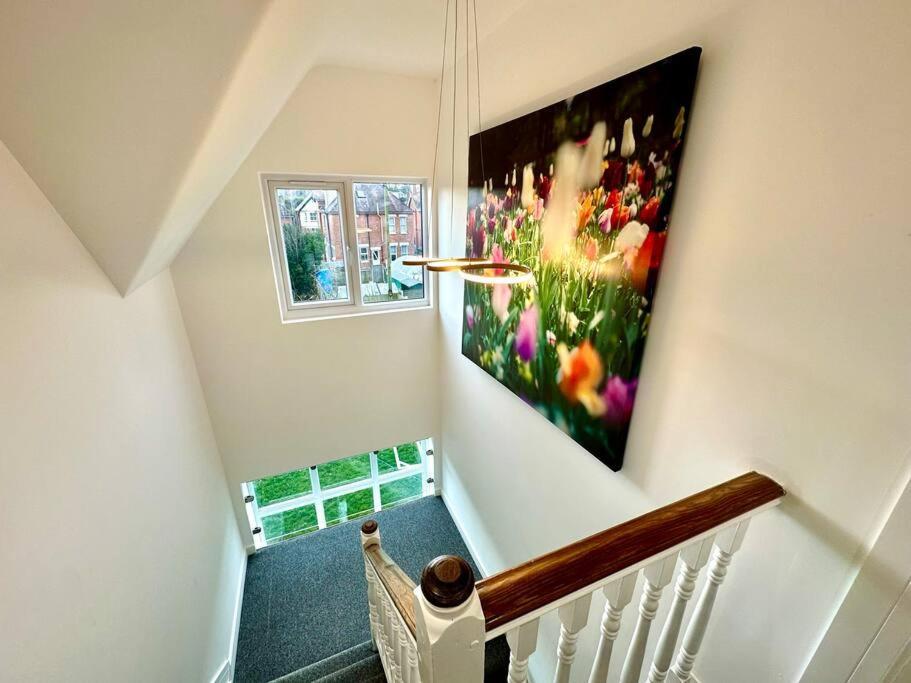 Massive New 8 Bedroom House Sleeps Up To 21 - Accepts Groups - Great Location - Free Parking - Fast Wifi - Smart Tvs - Sleeps Up To 21 People - Close To Bournemouth & Poole Town Centre & Sandbanks מראה חיצוני תמונה